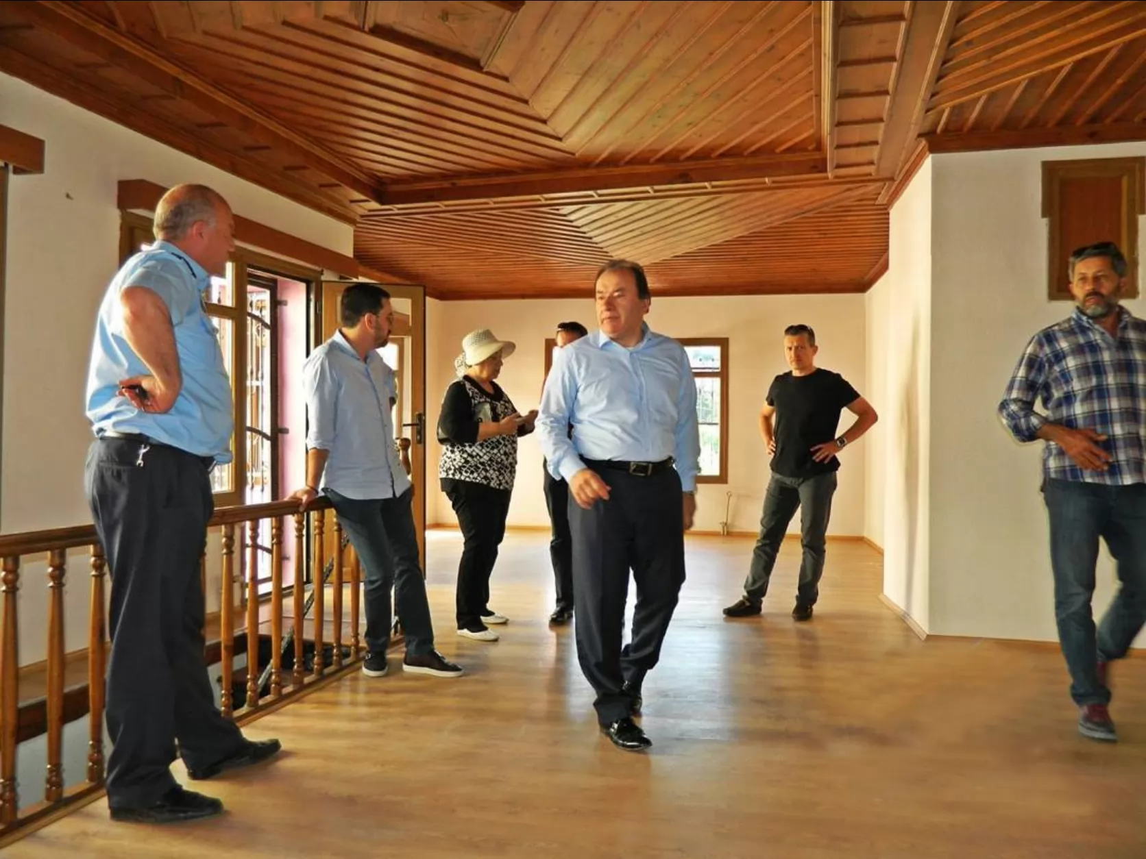 Babadağ Belediye Başkanı Salim DEMİREZEN ve BASİAD Başkanı Selim KASAPOĞLU eski belediye ve eski kar