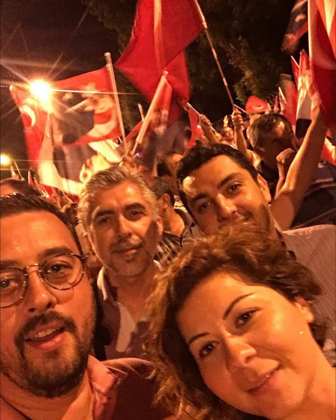 BASİAD Yönetim Kurulu Üyeleri, DEGİAD Yönetim Kurulu Üyeleri ile birlikte 30 Ağustos Zafer Bayramı Yürüyüşü'ne katıldı.