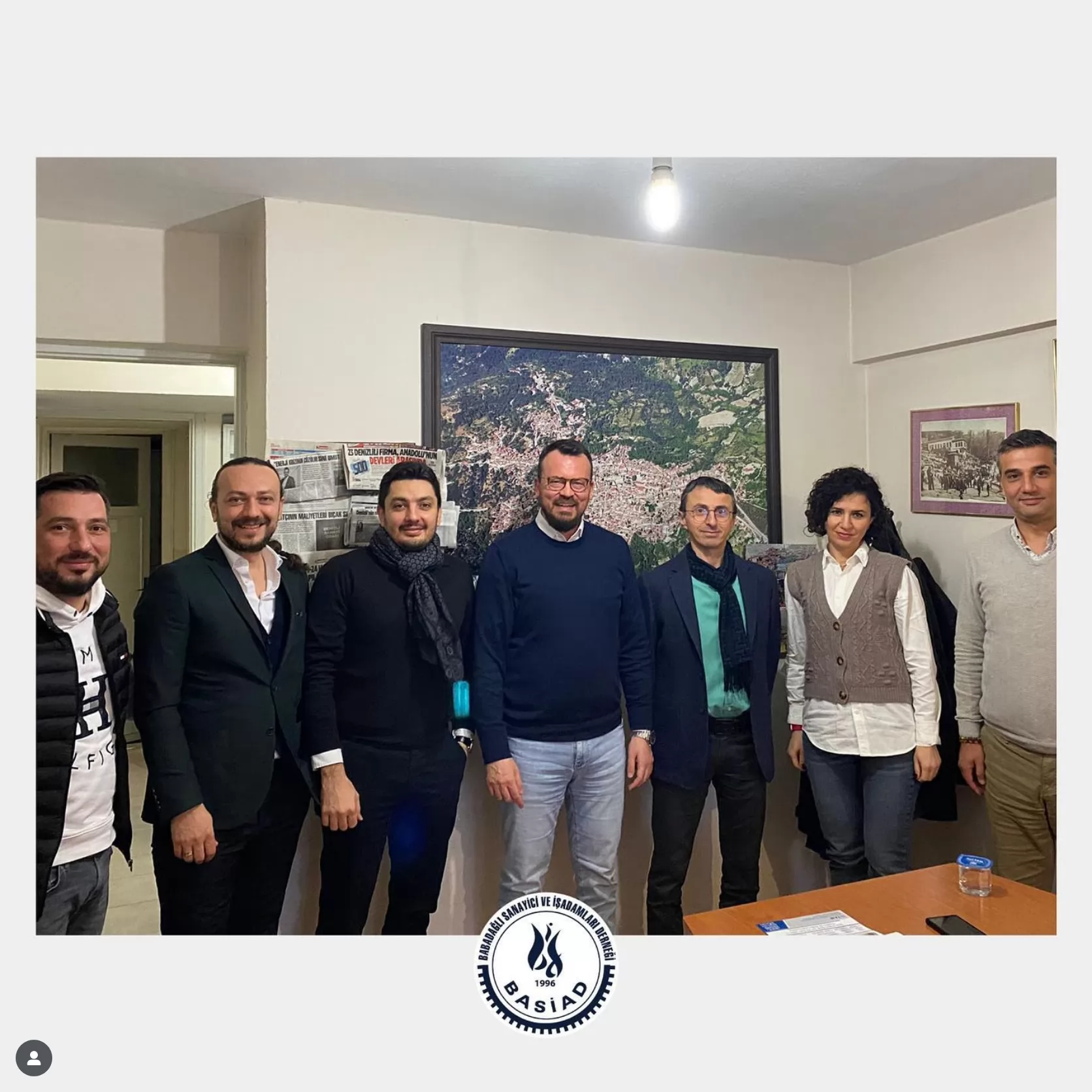 Pamukkale Üniversitesi Öğretim Üyesi ve PAÜ İleri Teknoloji Uygulama ve Araştırma Merkezi (İLTAM) müdürü Prof. Dr. Abdullah Akdoğan’ı BASİAD Yönetim Kurulu olarak derneğimizde ağırladık. Kendilerine nazik ziyaret için teşekkür ederiz.