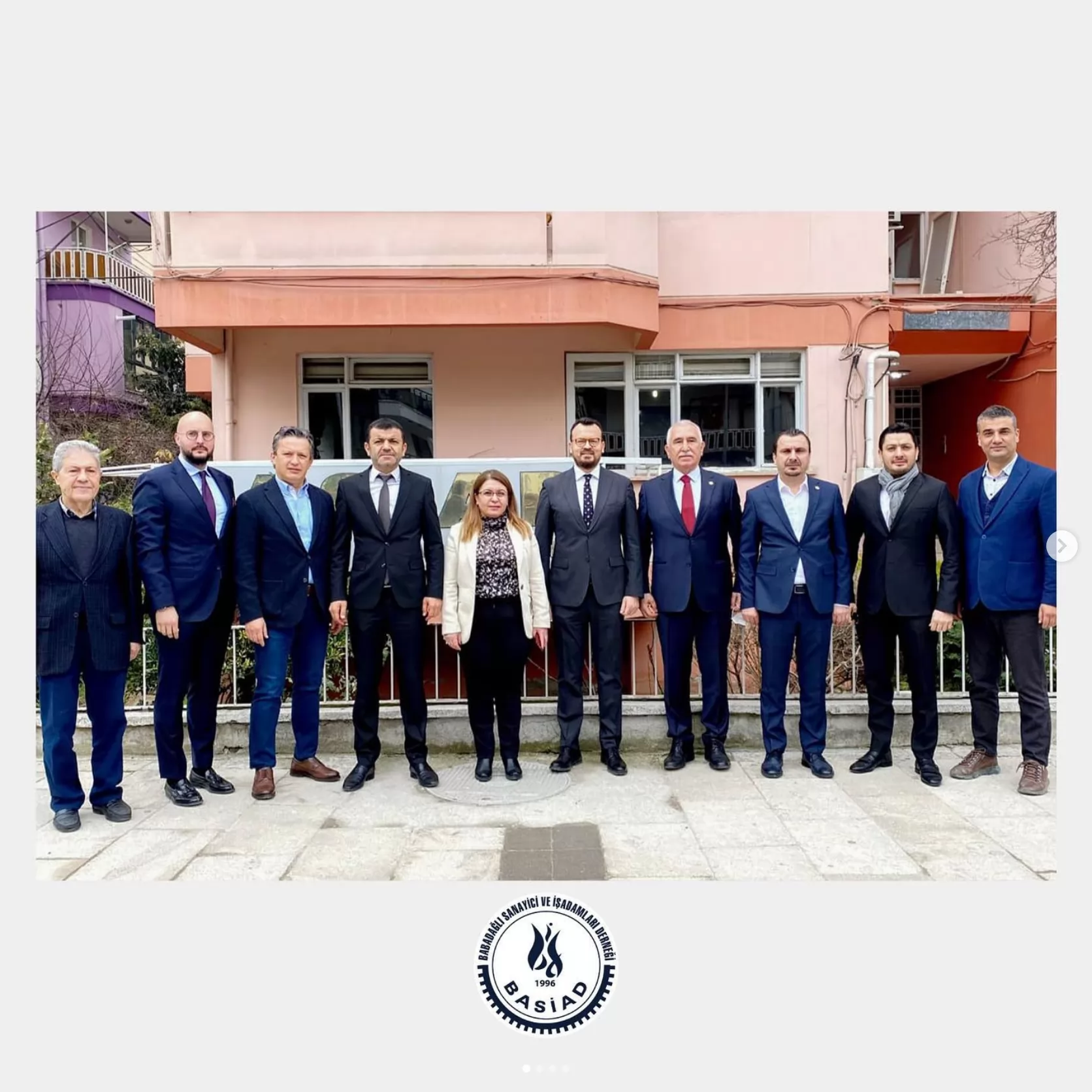 CHP Denizli Milletvekili Sn. Gülizar Biçer Karaca, CHP Tokat Milletvekili Sn. Kadim Durmaz, CHP Manisa Milletvekili Sn. Bekir Başevirgen, CHP Denizli İl Başkanı Sn. Nuri Çavuşoğlu’nu derneğimizde ağırladık. Kendilerine ziyaretleri için teşekkür ederiz.
