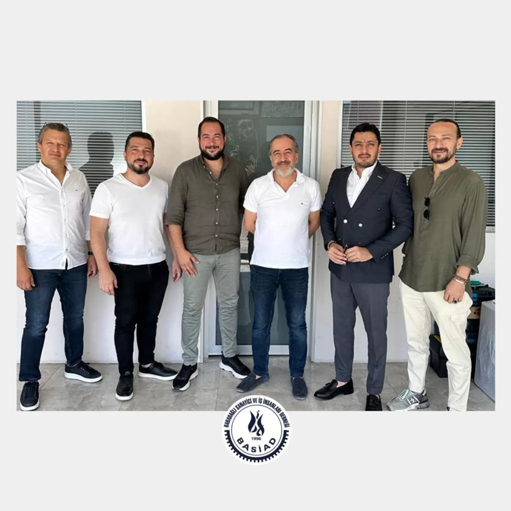 BASİAD Yönetim Kurulu olarak Papirüs Tekstil’i ziyaret ettik. Misafirperverlikleri için üyelerimiz İrfan Işlak ve Burak Işlak’a teşekkür ederiz.
