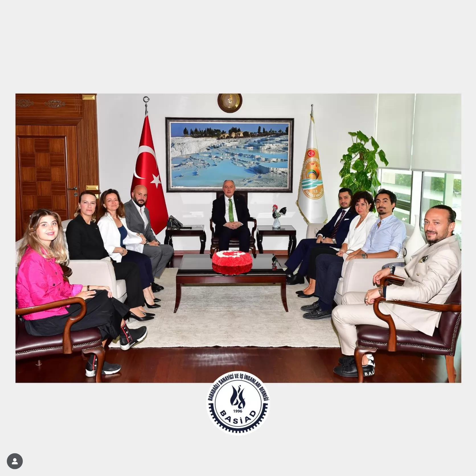 BASİAD Yönetim Kurulu, Denizli Valisi Sayın Ömer Faruk Coşkun’a hayırlı olsun ziyaretinde ve yeni görevlerinde başarı dileklerinde bulundu.