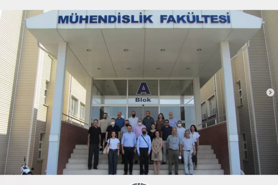 BASİAD Yönetim Kurulu olarak Pamukkale Üniversitesi Mühendislik Fakültesi’nin nazik davetine icabet ederek fakültenin değerli akademisyenleri ile bir araya gelerek verimli bir toplantı gerçekleştirdik.
