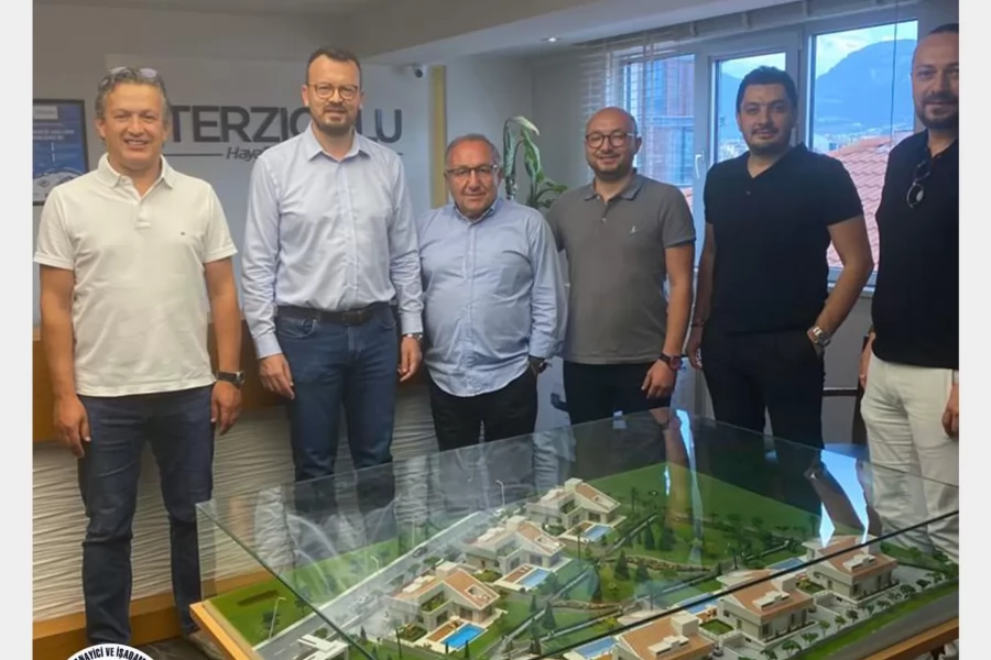 BASİAD Yönetim Kurulu olarak üyelerimizden Terzioğlu İnşaat sahibi Şemseddin Terzioğlu ve Emin Terzioğlu’nu işletmelerinde ziyaret ettik. Kendilerine bizleri ağırladıkları için teşekkür ederiz.
