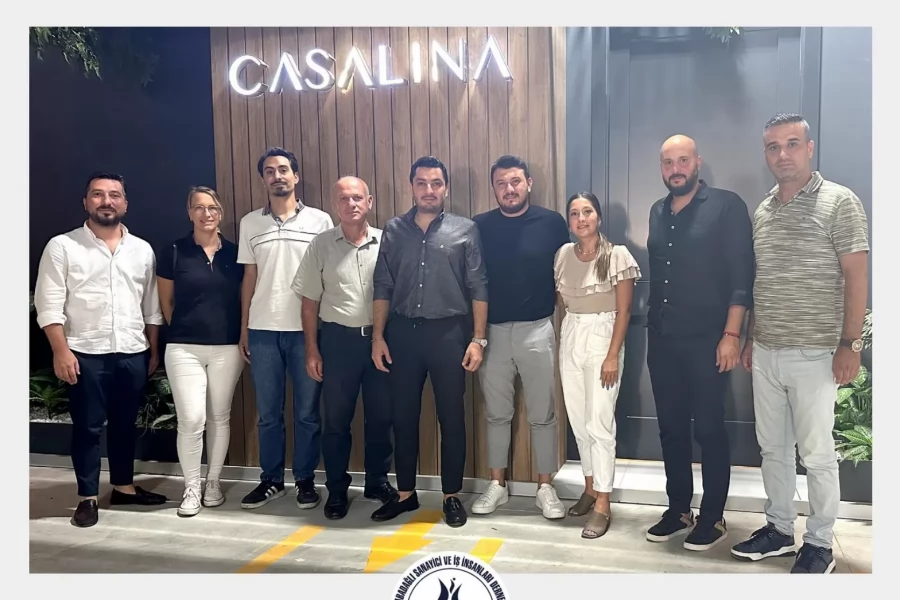 BASİAD Yönetim Kurulu olarak Casalina Tekstil’i ziyaret ettik. Misafirperverlikleri için Fedai Kundak, Fatih Kundak ve Yağmur Kundak'a teşekkür ederiz.