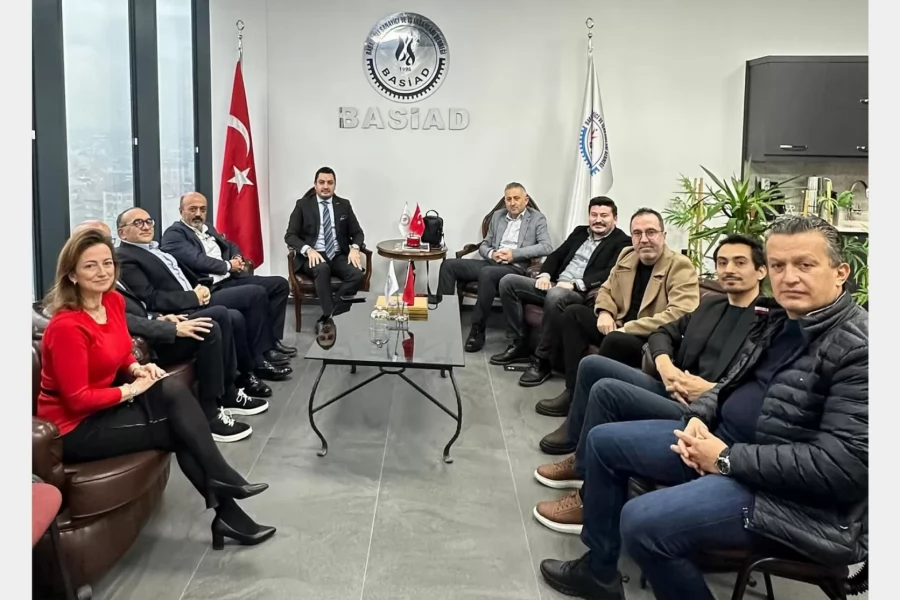 Babadağ İlçe Tarım Müdürü Sayın Ömer Çavdar, BASİAD Yönetim Kurulunu dernek ofisinde ziyaret etti. Kendisine nazik ziyareti ve paylaşımları için teşekkür ederiz.