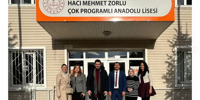Babadağ Hacı Mehmet Zorlu Çok Programlı Anadolu Lisesi öğrencilerini ve okul idaresini ziyaret ettik.