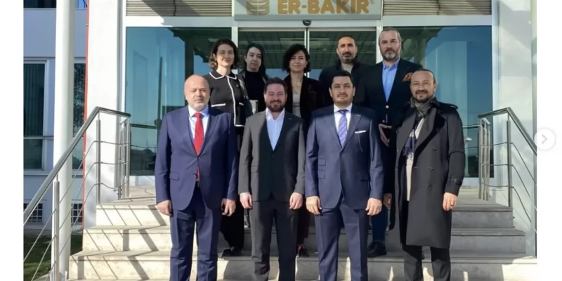 BASİAD olarak, “Küresel Üretim Sürecinde Türkiye: Maden, Finans ve Yeni İhracat Stratejisi” etkinliğimizi tamamladık. Ana etkinliğimiz öncesinde, konuşmacılarımızı Denizli’de üretimin kalbinde ağırladık